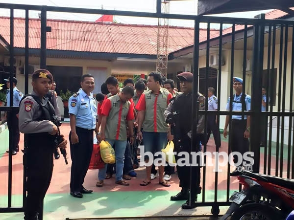 Puluhan Napi Dipindah ke Batam
