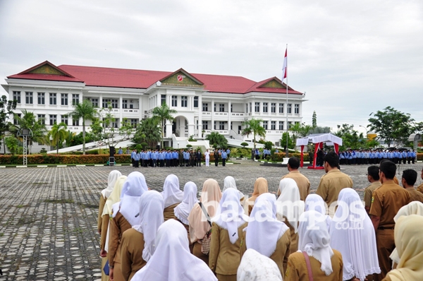Kantor Gubernur Kepri Kemalingan, Puluhan Unit Komputer Hilang