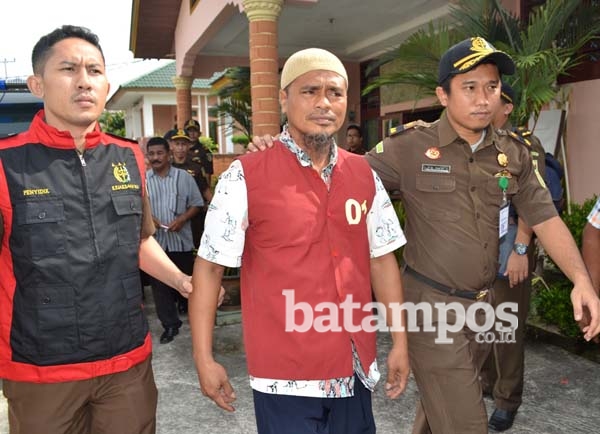 Korupi Bansos, Irwan Divonis 18 Bulan