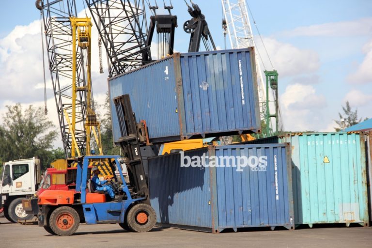 Pungli, Kasatker Pelabuhan Batuampar Disidang