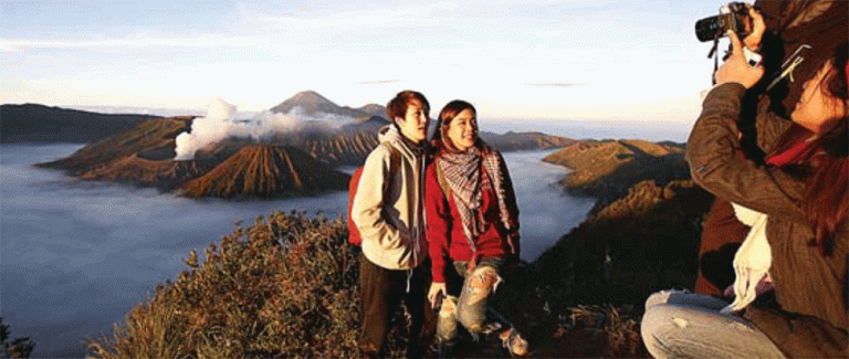 Eksotika Bromo Memukau saat Hari Raya Yadnya Kasada