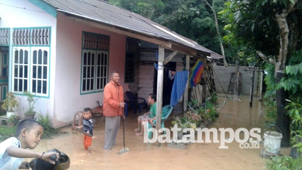 Hujan Dua Jam, 20 Rumah di Layang Tergenang Banjir