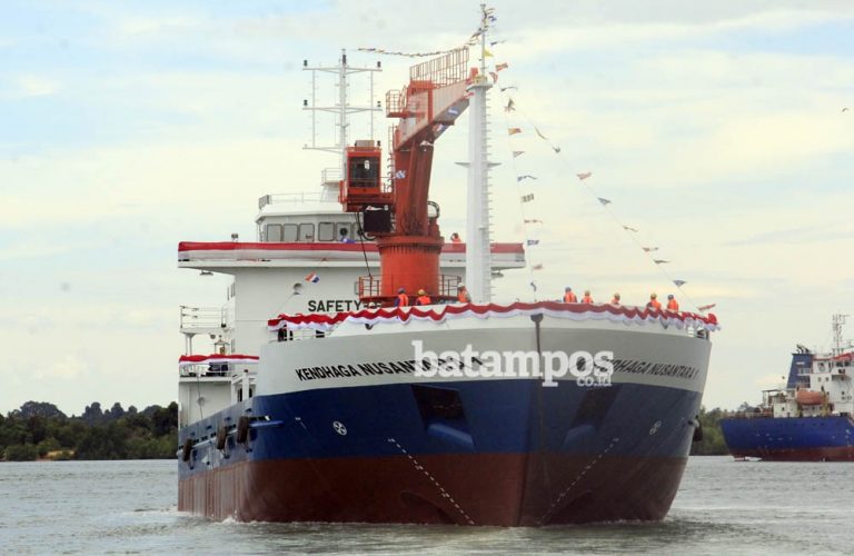 Dukung Program Tol Laut, Kapal Kendhaga Nusantara I Diluncurkan