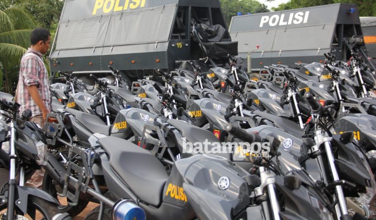 Polresta Barelang Terima 32 Unit Kendaraan Dinas