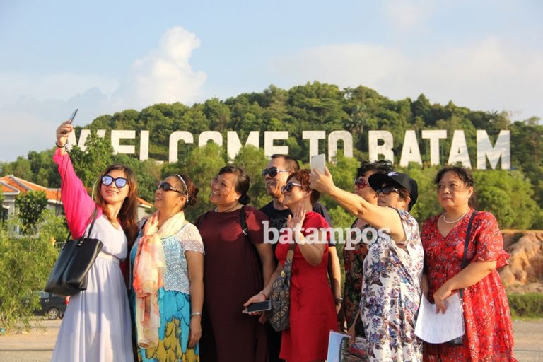 Turis ke Batam; Target 2,7 Juta, Baru Terealisasi 1,1 Juta