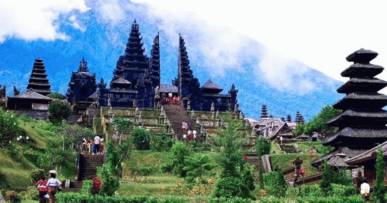 Aktivitas Kepariwisataan di Bali Selatan Semarak