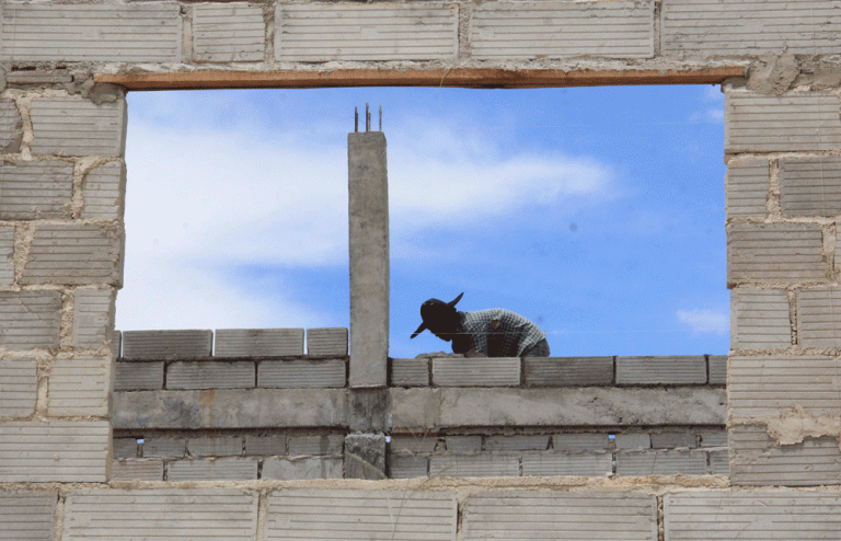 Kebut Pengerjaan Gedung Sekolah