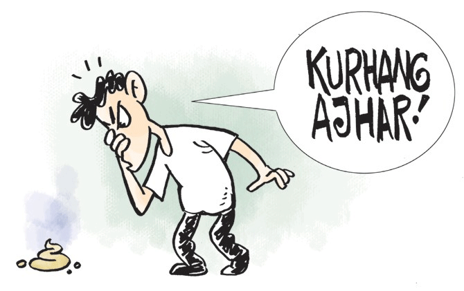 Anna Buang Sampah Number Two di Halaman Budde