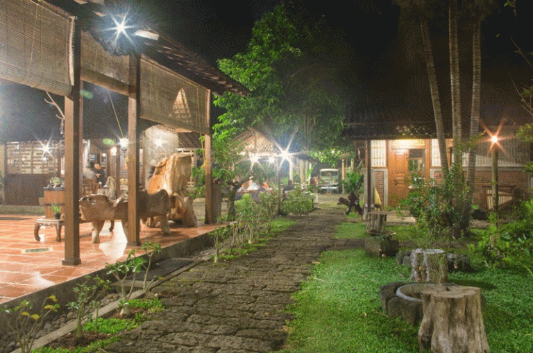 Menpar Arief Yahya Dibuat Takjub dengan Desa Wisata Kemiren Banyuwangi