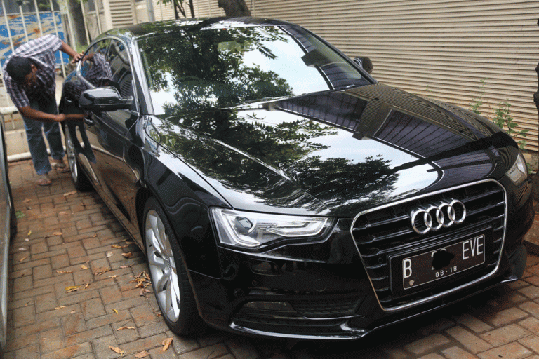 KPK Repot Urus Sitaan Kendaraan Mewah