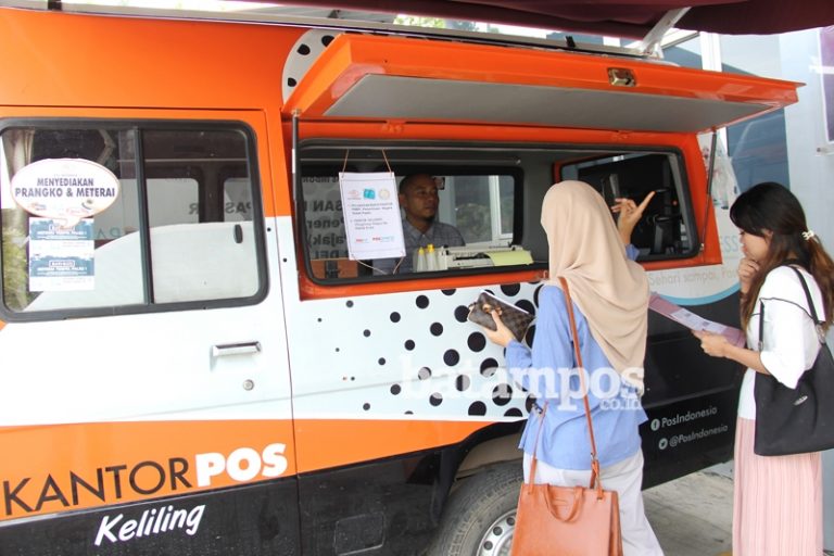 Kantor Pos Tetap Layani Kiriman Paket