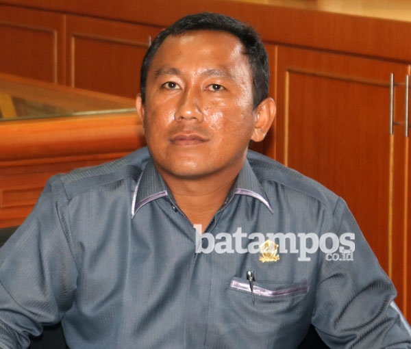 Keseriusan AW Meragukan