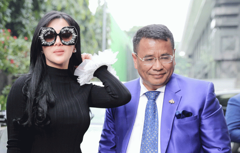 Jadi Endorser, Sekali Posting Syahrini Dibayar Rp 100 Juta