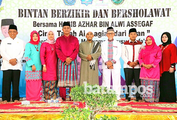 Apri Ajak Warga Berzikir dan Salawat