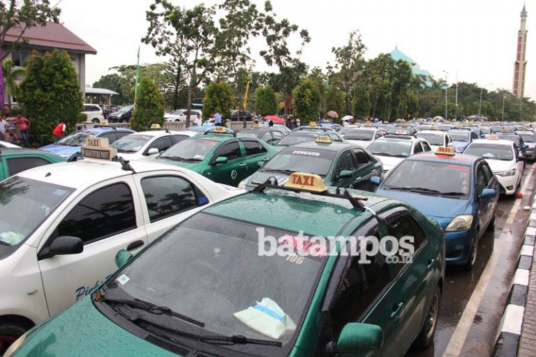 Permasalahan Taksi Daring, Diselesaikan Tanpa Kegaduhan