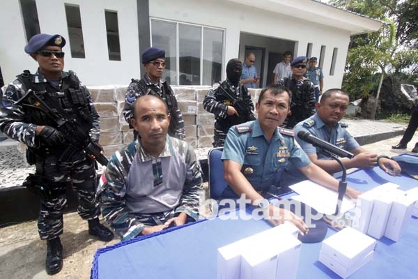 Ribuan Ponsel Hasil Tangkapan Lanal Belum Diserahkan ke Bea Cukai