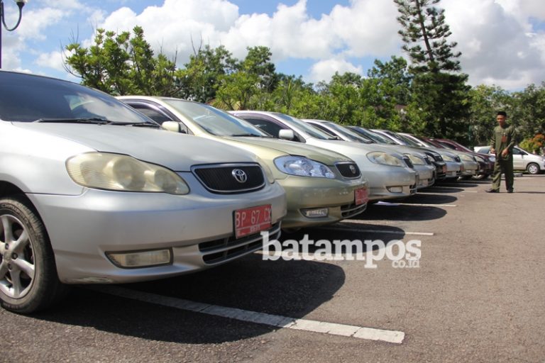24 Mobil Dinas DPRD Dikembalikan