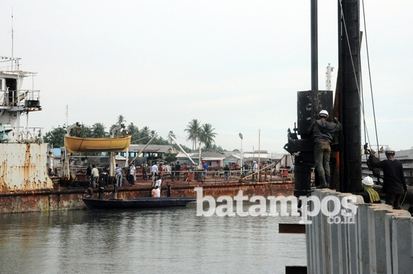 Warga Siapkan Tabung Oksigen untuk Eksekusi Pagai