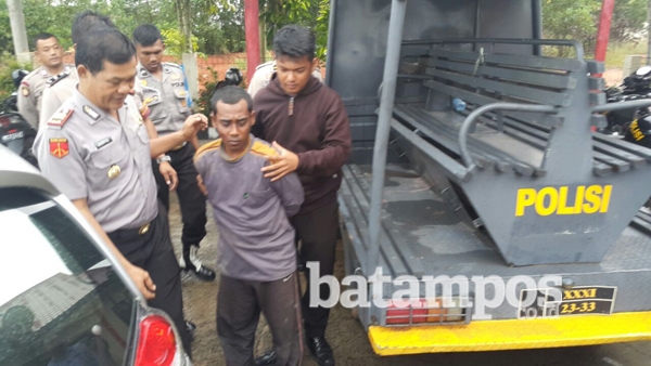 Ditodong Ponsel, Buronan Lapas Terdiam