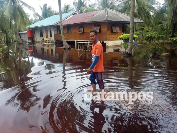 Pintu Air dan Parit Kurang Memadai