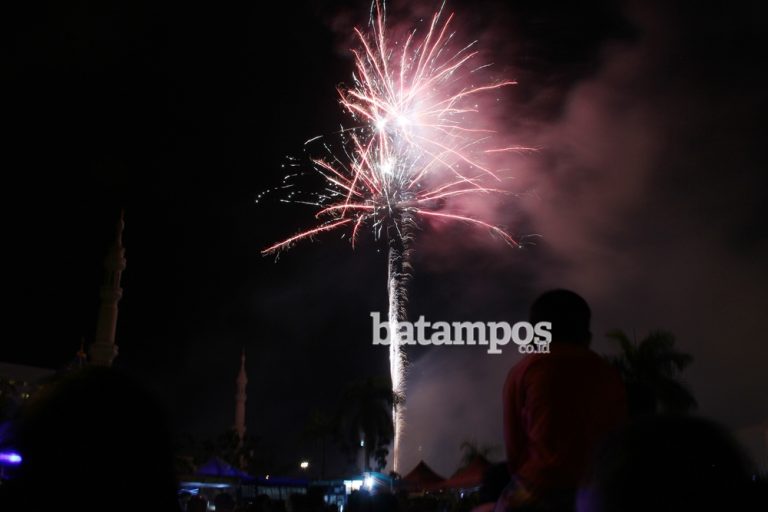 Acara Tutup Tahun Malam Nanti Malam, Tidak Ada Kembang Api di Engku Putri