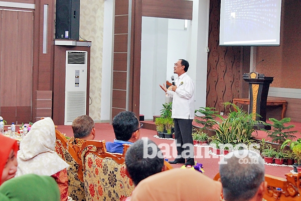 Perkuat Karakter Menuju Generasi Emas 2045