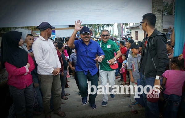 Listrik dan Air Masalah Utama di Pulau