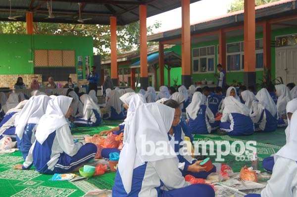 Ratusan Pelajar SMAN 1 Dilatih Wirausaha