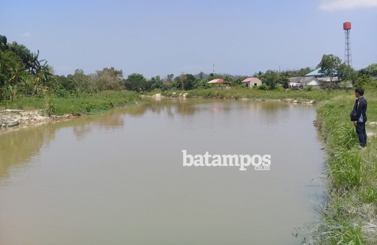 Drainase Utama di Batuaji Kembali Tersumbat