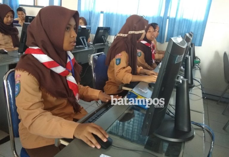 Dari 45 SMP Negeri di Batam, hanya 9 Sekolah yang Bisa Laksanakan UNBK