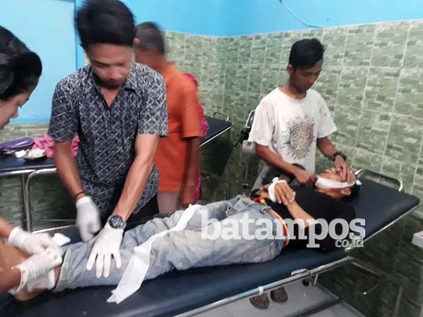 Pekerja Tewas Tertimpa Tiang Listrik