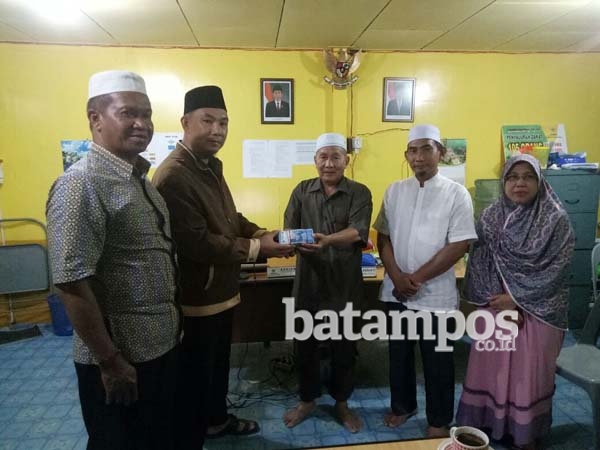 Baznas Bantu Dua Sekolah