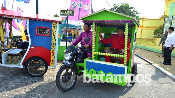 Festival Pulau Penyengat, Masyarakat Padati Balai Adat