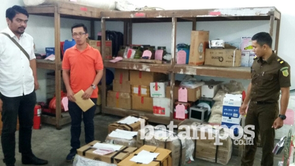 Polisi Limpahkan Berkas Penyelundupan Barang Impor