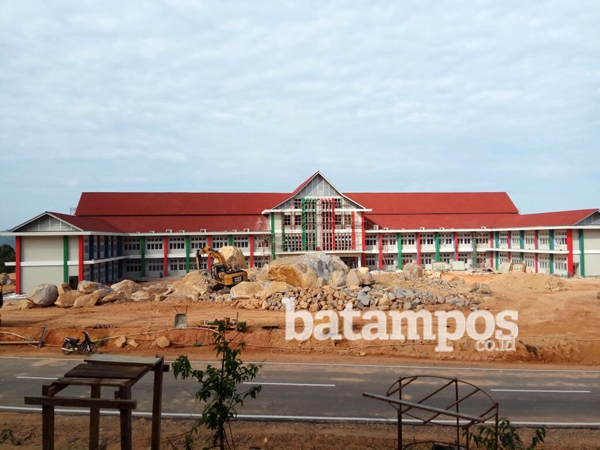 Pusat Perkantoran Belum Ditempati