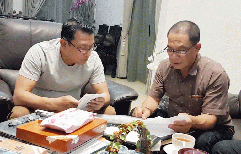 Gonjang-Ganjing Lahan, Awe Lapor Moeldoko