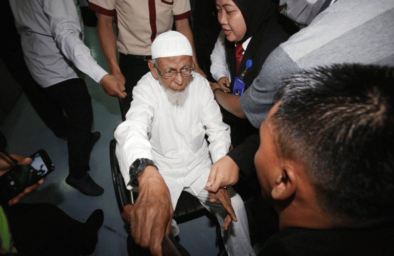 Batal Dibebaskan, Keluarga Ba’asyir Mengadu ke DPR