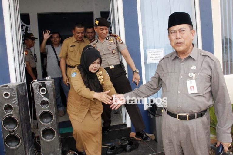 Mantan Kadisbud Kepri Ditahan