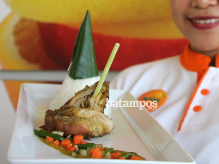 Mari Cicip Ayam Bakar Kuning Harris