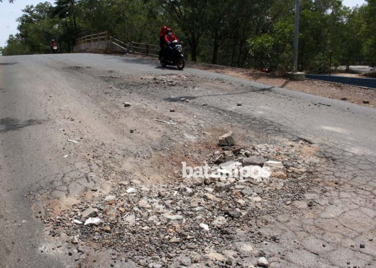 Ruas Jalan Batu Aji Kembali Rusak