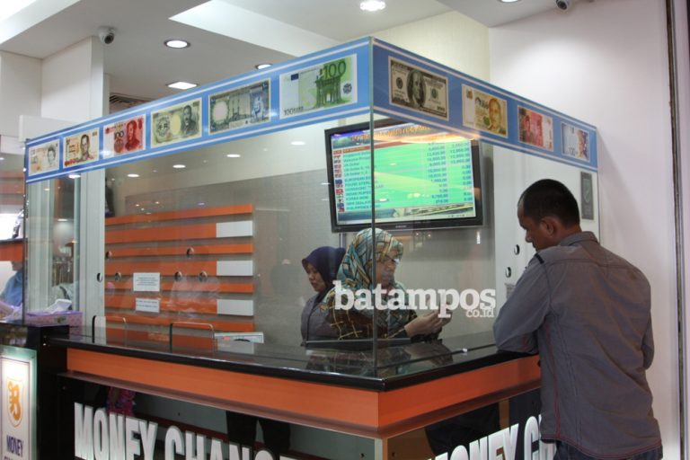 USD Naik, Aktivitas Money Changer Normal