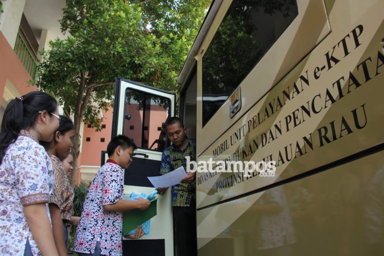 Jelang Pemilu, Pemko Batam Kebut Rekam eKTP untuk Pelajar