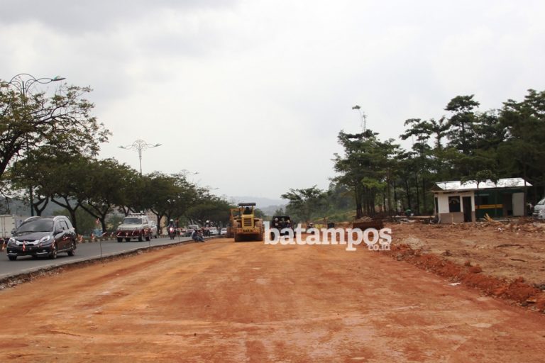 Jalan Bundaran Madani-Ocarina-Bengkong Diperbaiki Bertahap