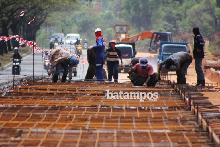 Proyek Fisik Dikerjakan Akhir April