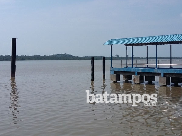Perbaikan Ponton Tak Kunjung Selesai