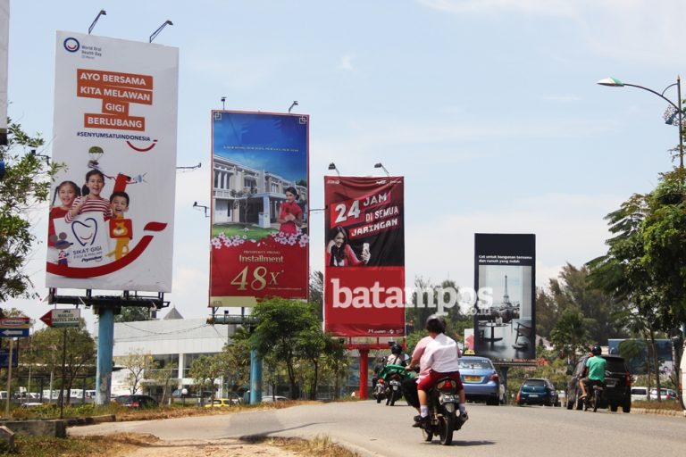 Banyak Menyalahi Aturan, Ribuan Reklame Akan Ditertibkan