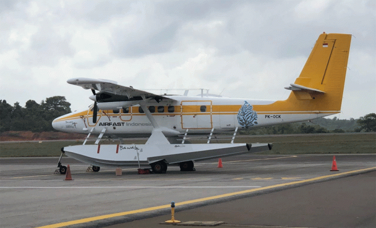 Pesawat Airfast Berhasil Dievakuasi ke Hang Nadim