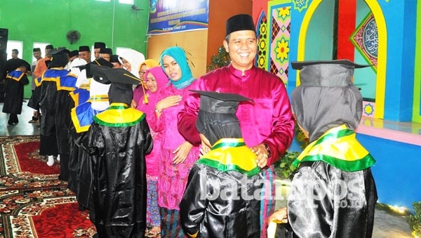 Tingkatkan Keimanan dan Ketakwaan Anak