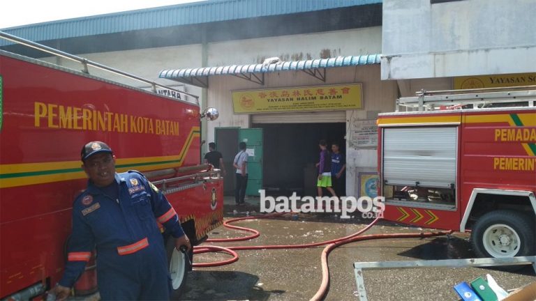 Gudang Rumah Duka Nyaris Habis Terbakar