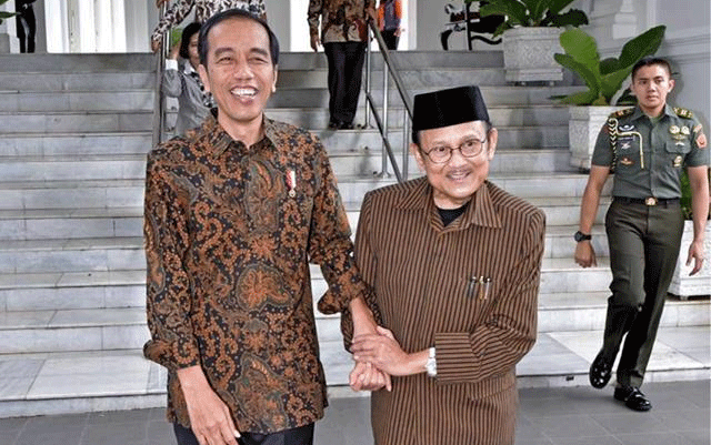 Presiden Jokowi Kirim Dokter Kepresidenan untuk Pantau Kesehatan BJ Habibie